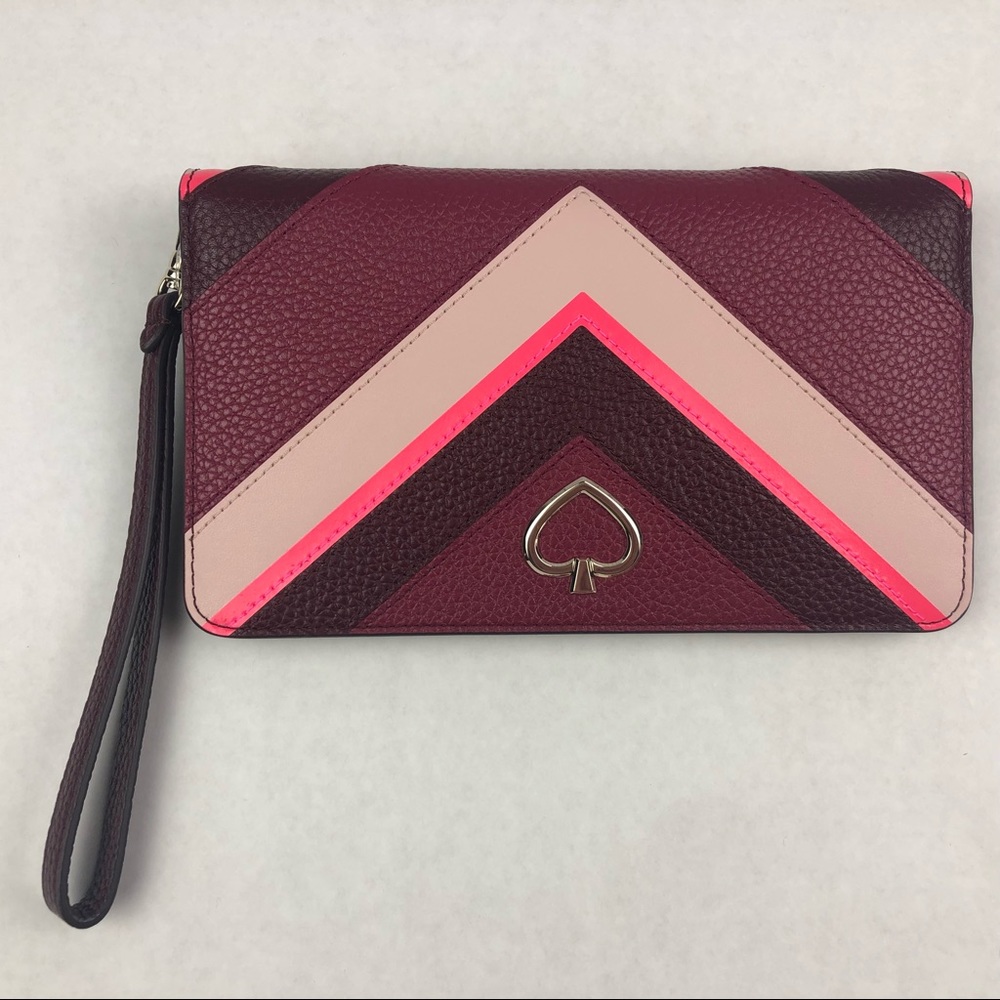 Kate Spade Kourtney Chevron Medium Clutch Wallet Wristlet in Pink Multi